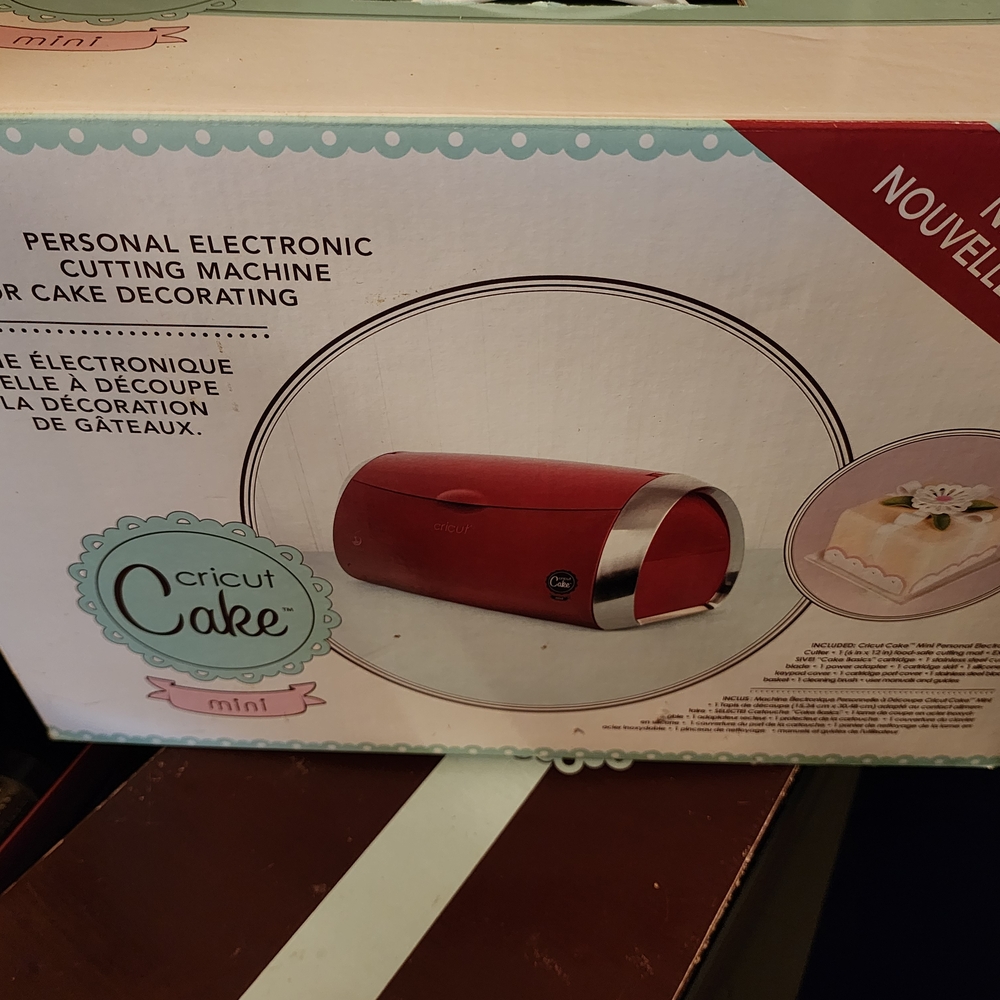 Cricut Cake Mini Personal Electronic Cutting Machine - Red